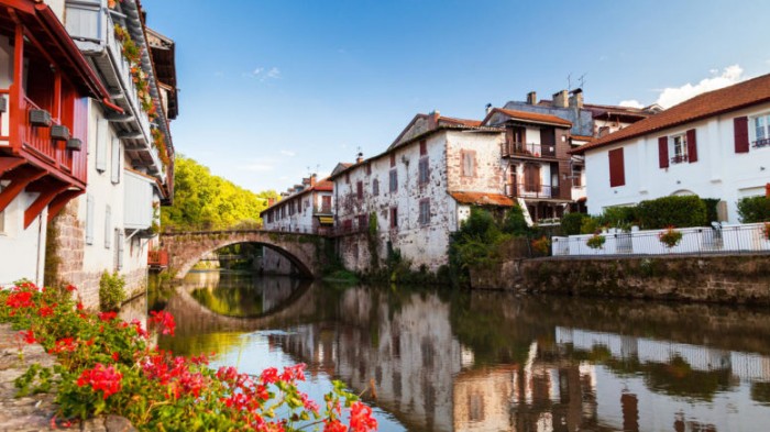 Les avantages de se rendre au pays basque